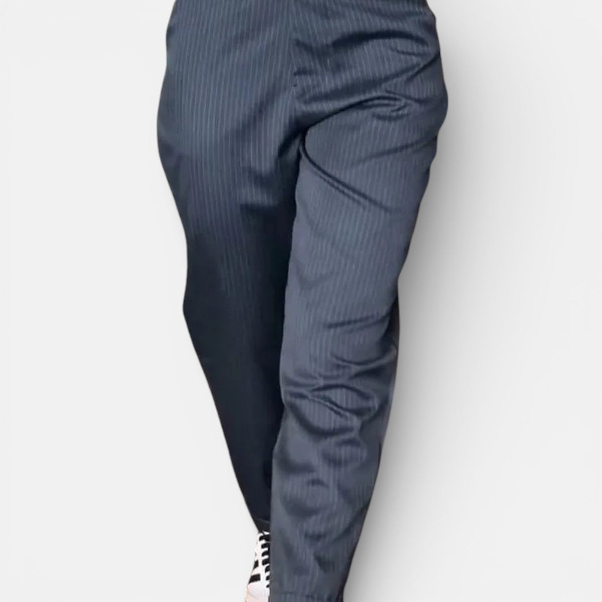 Mathilde – Elegante broek met hoge taille en streep