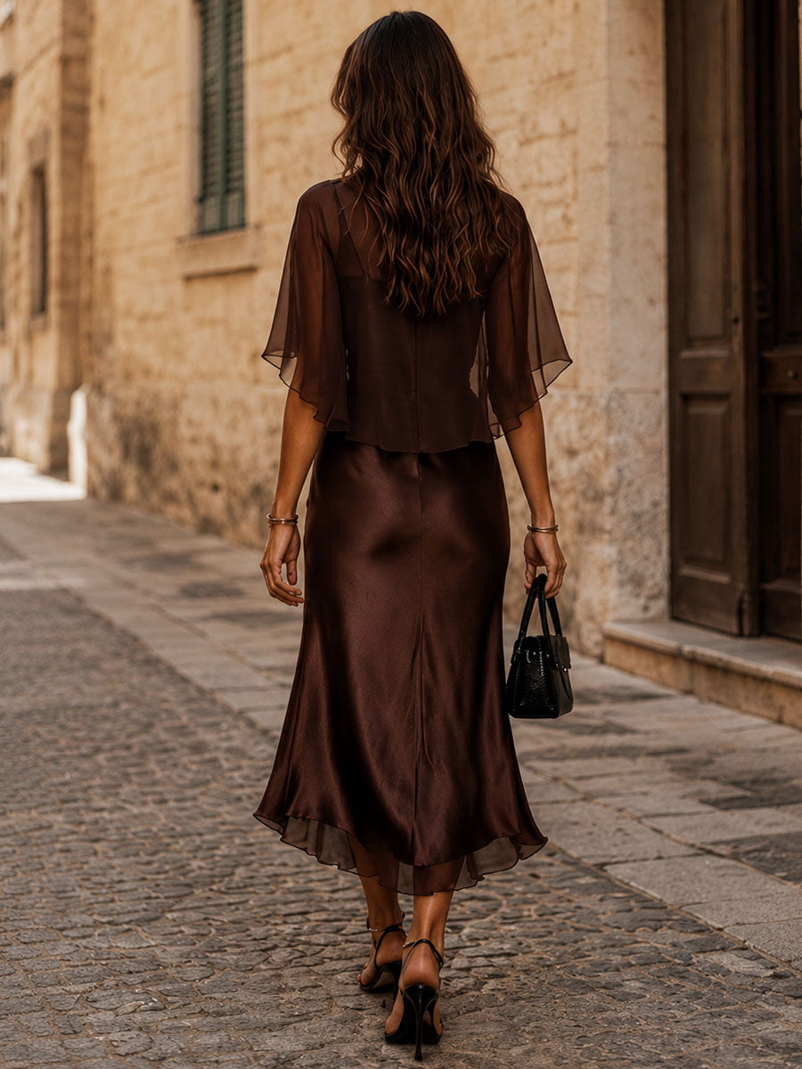 Bruine Chiffon Blouse En Satijnen Midi Jurk Tweedelige Set